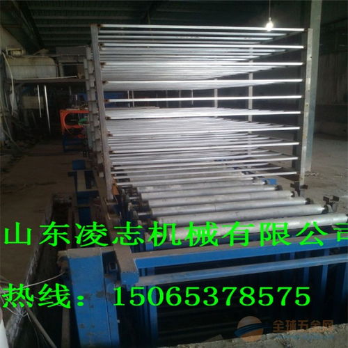 建筑保溫板生產(chǎn)設備與隔熱隔音材料制造技術探析
